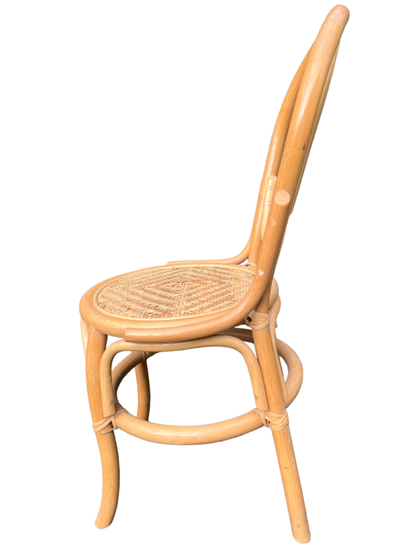 8 chaises en bamboo