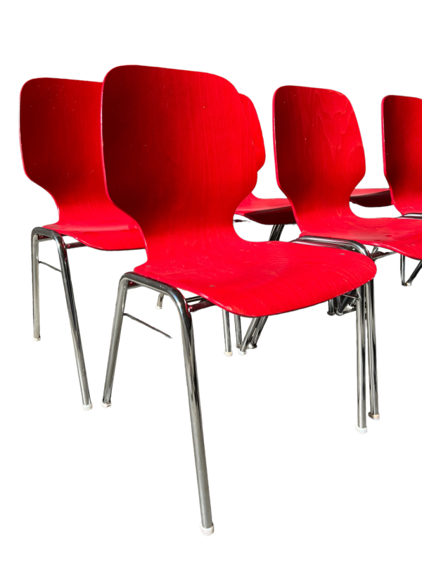 6 chaises industrielles