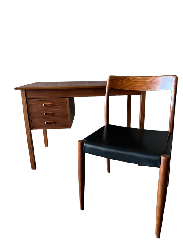 Bureau scandinave en teck