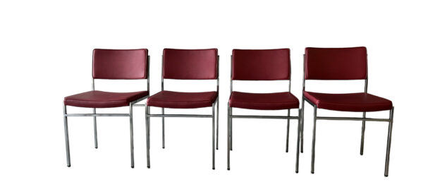 4 chaises modernes