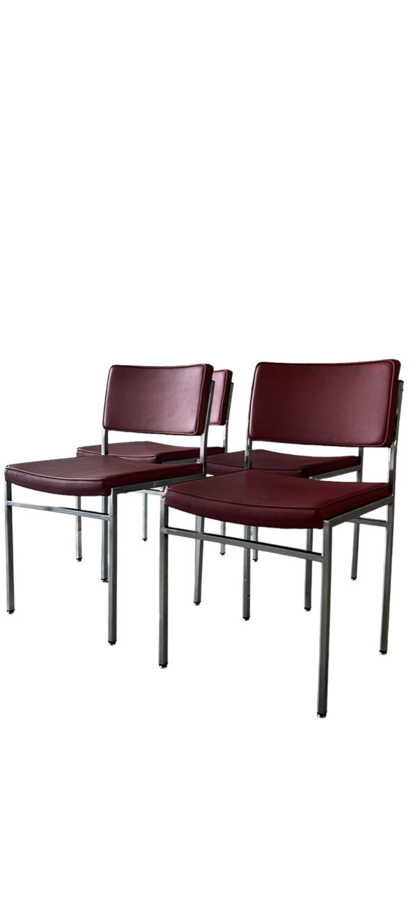 4 chaises modernes