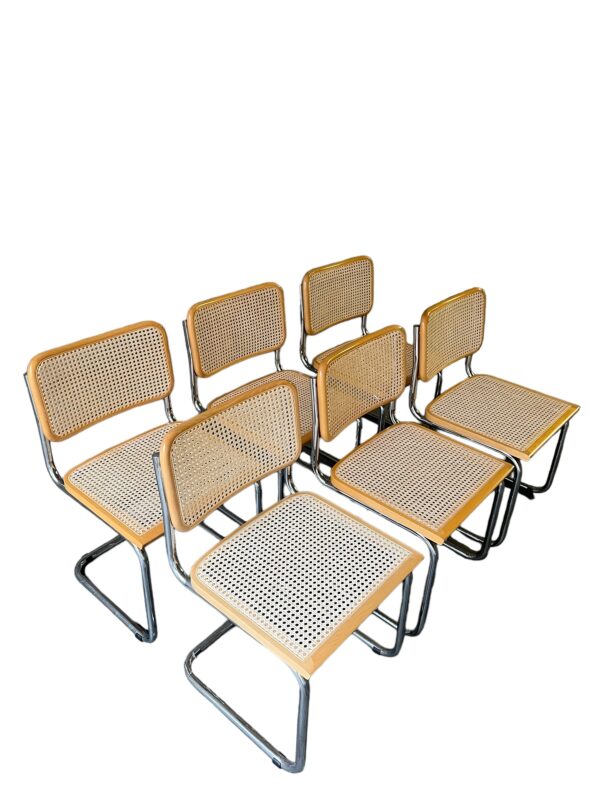 6 chaises cantilever made in Italy