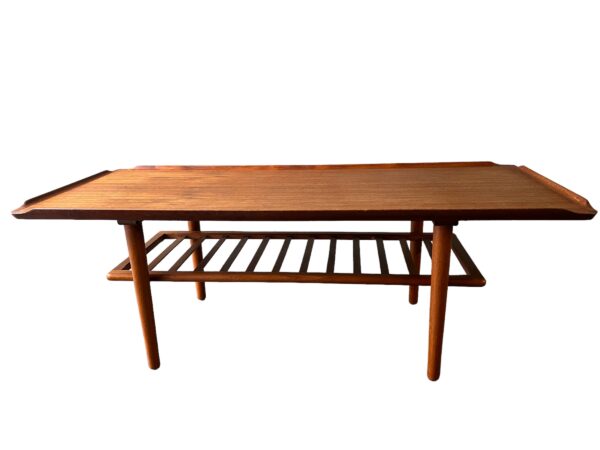 Table basse scandinave par Georg Jensen