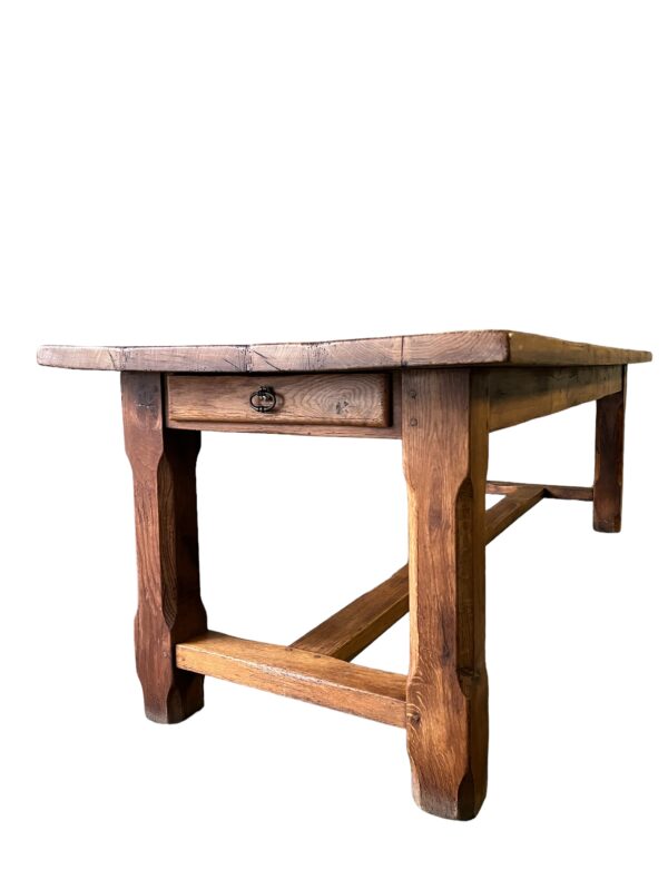 Ancienne table bourguignonne