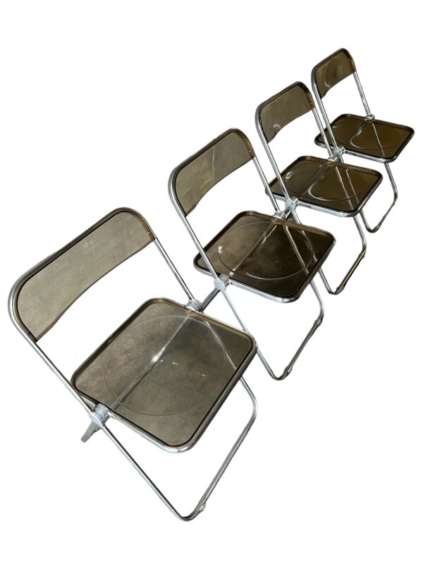 4 chaises par Giancarlo Piretti pour Castelli