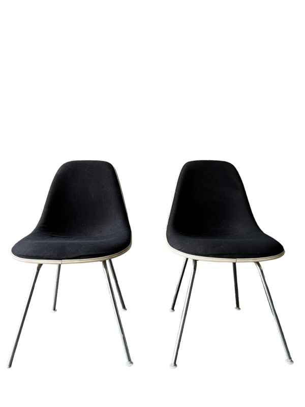 Paire de chaises Charles & Ray Eames DSX