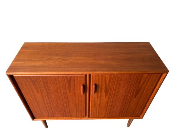 Commode en teck danoise Dyrund