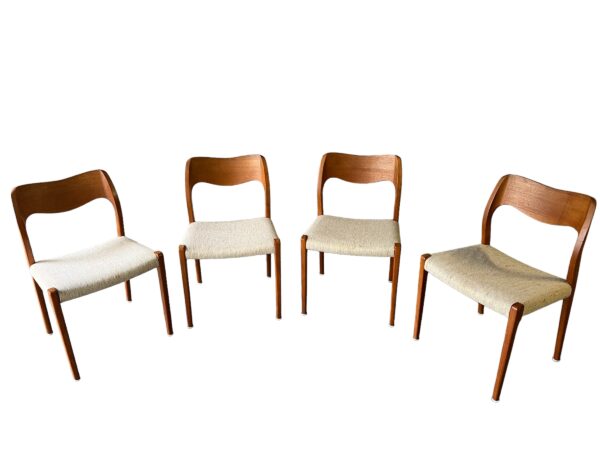 Ensemble de salle à manger extensible et chaises par Niels Otter Møller