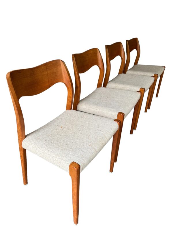 Ensemble de salle à manger extensible et chaises par Niels Otter Møller