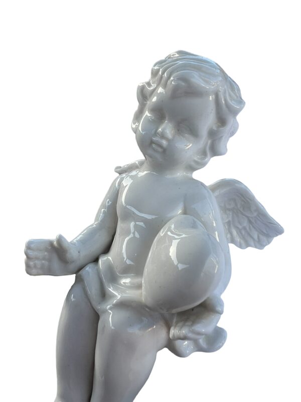 statue d'ange decorative