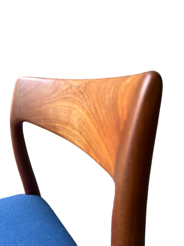 Serie de 5 chaises de Niels Otter Moller, model 77