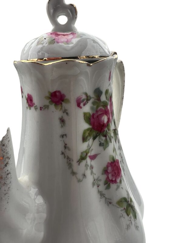 Théière en porcelaine