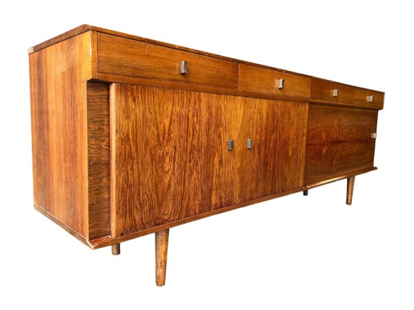 Buffet britannique vintage 1960'