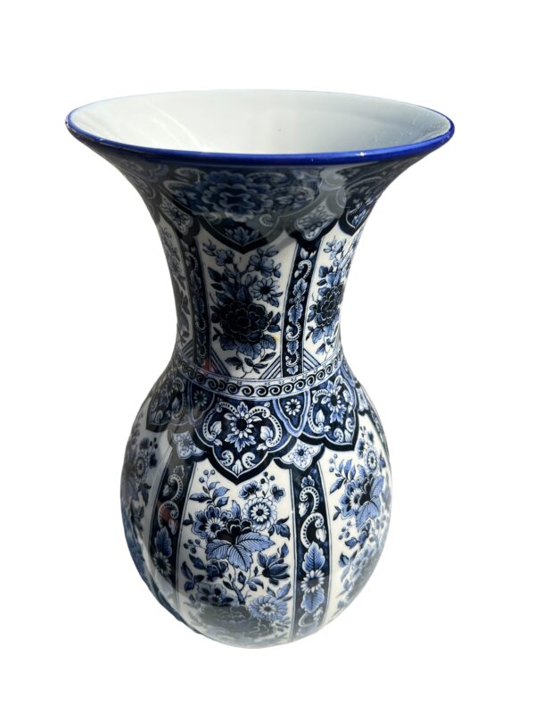 Vase artistiche bleu et blanc en céramique