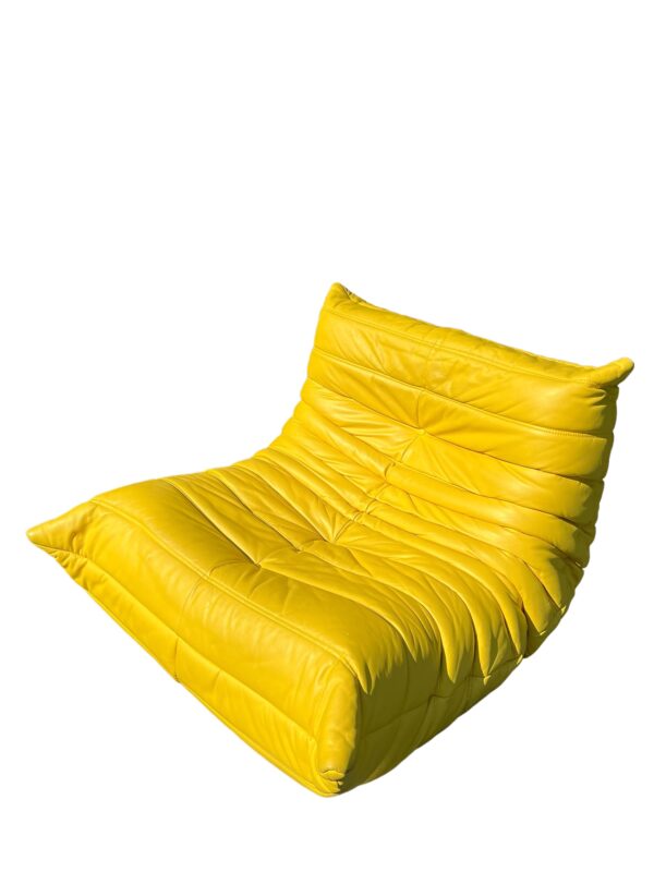 Fauteuil en cuir jaune Togo