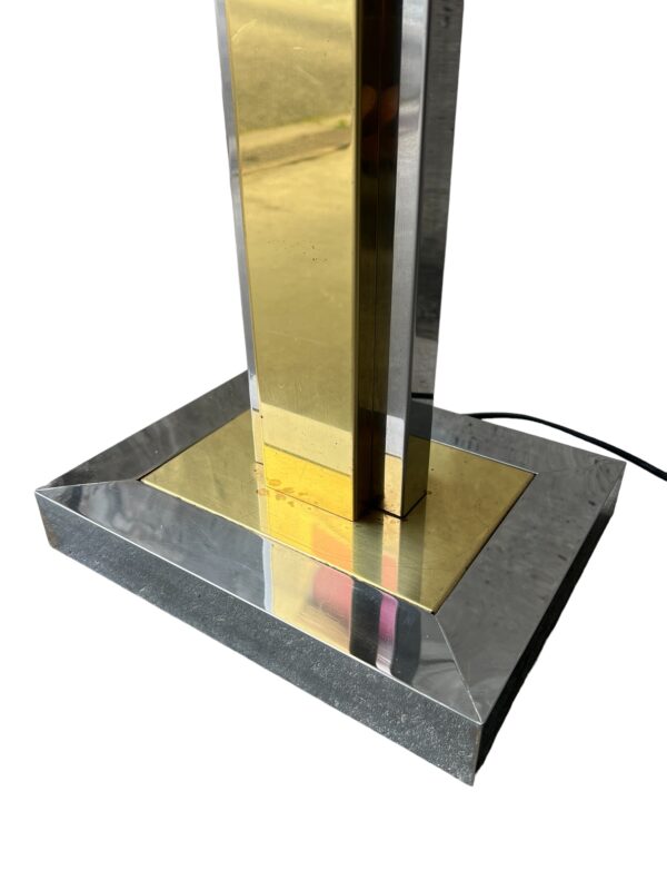 paire de lampadaire en laiton et chrome par Lumina