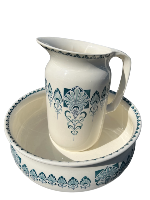 Ensemble de toilette en faience