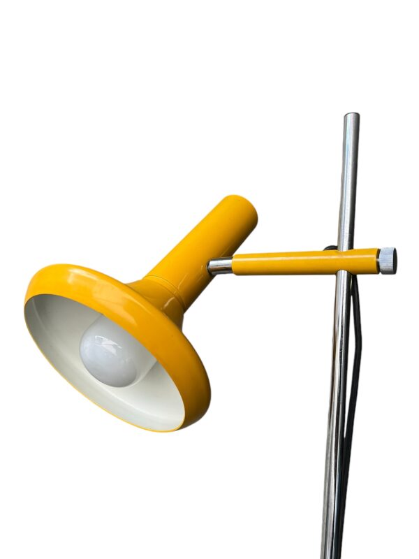 Lampe scandinave jaune