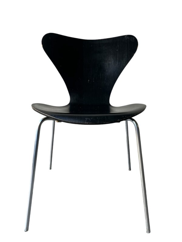 Serie de 5 chaises modele série 7 de Fritz Hansen