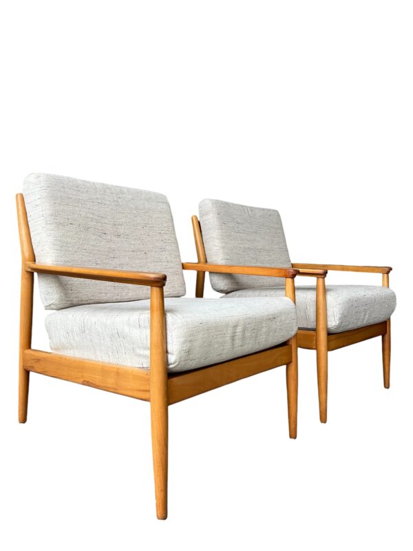 Paire de Fauteuils scandinave en bois de Hêtre massif