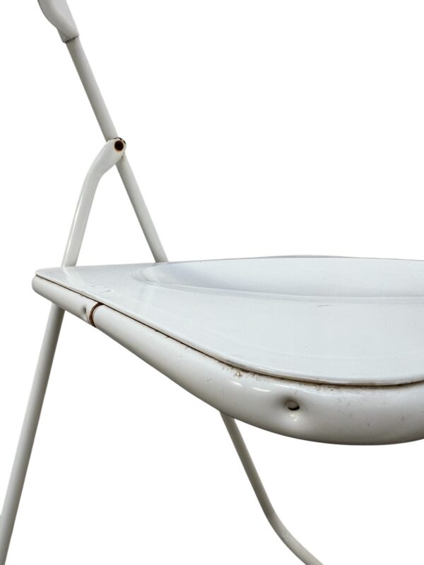 Chaise IKEA TED de Niels Gamelgaard