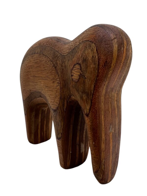 Statuette d'un elephant en bois de teck – Image 3