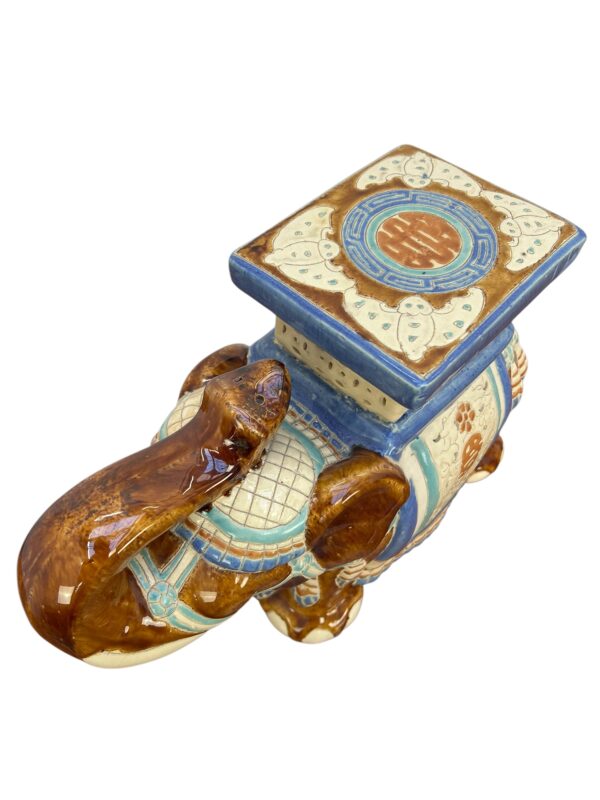 éléphant décoratif marron, porte plante en céramique