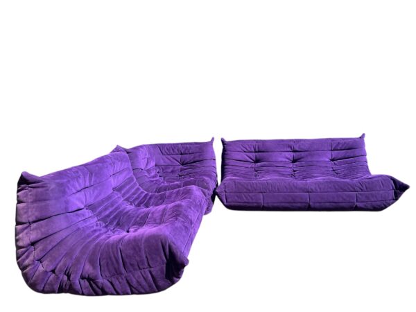 Set de 3 pièces de canapés TOGO en Alcantara violet, Ligne Roset