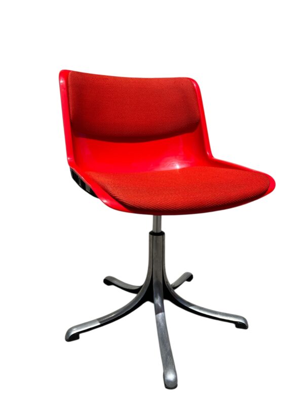 Chaise "Modus" de Tecno par Osvaldo Borsani