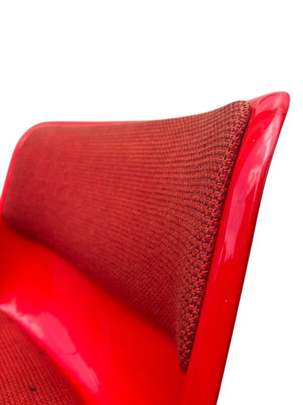 Chaise "Modus" de Tecno par Osvaldo Borsani