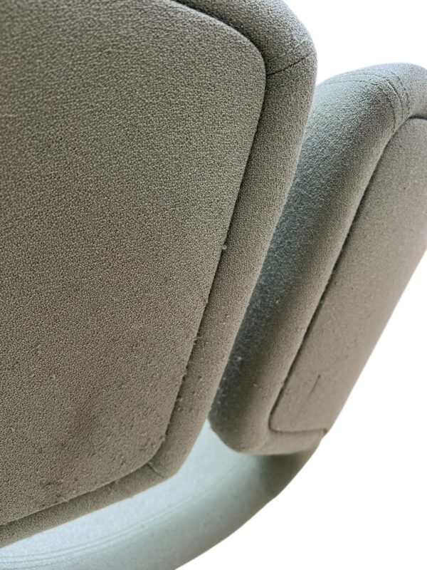 Fauteuil pivotant Artifort Design Patrick Norguet modele Apollo