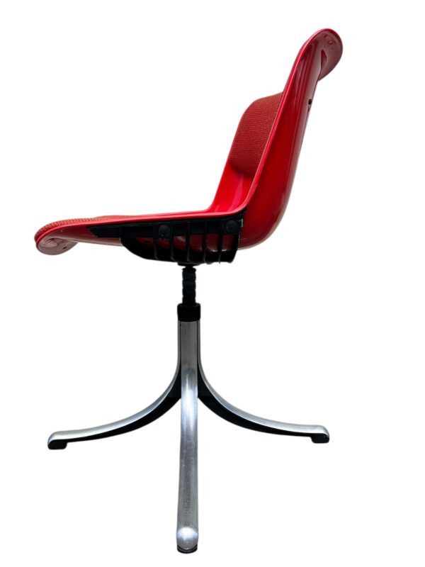 Chaise "Modus" de Tecno par Osvaldo Borsani