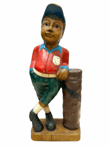 Golfeur en bois sculpté