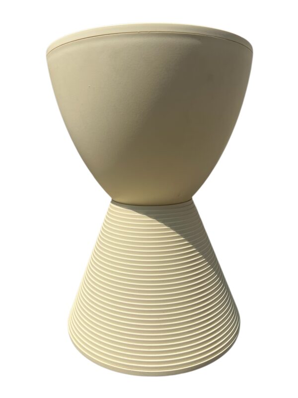 tabouret prince Aha de philippe starck pour la maison italienne kartell
