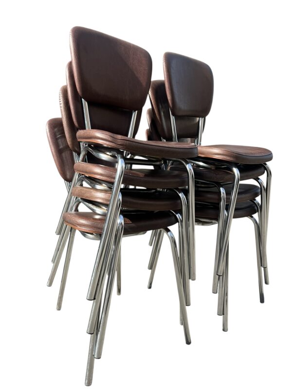 Série de 8 chaises de cuisine Kitch