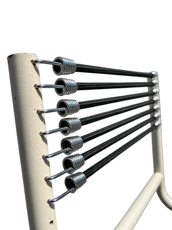 Chaise Sandows, par René Herbst