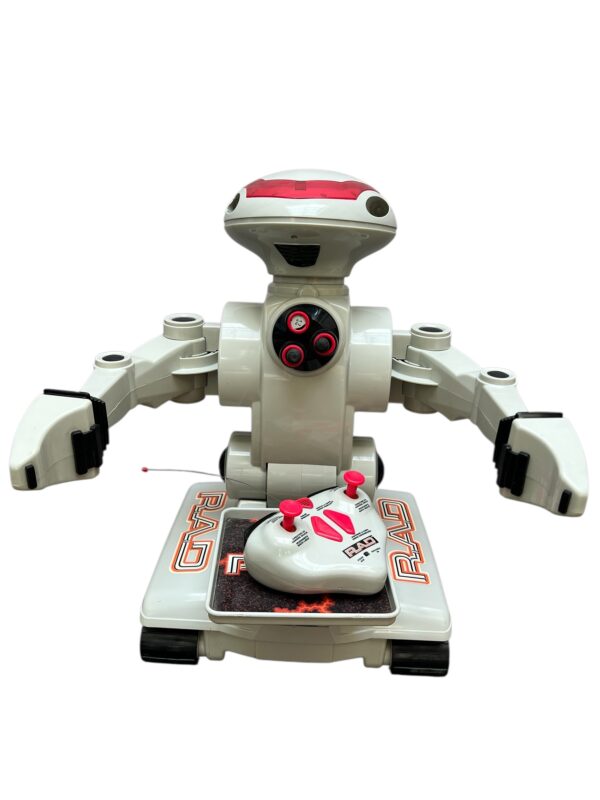 Robot Toymax par R.A.D fabriqué en 1998.