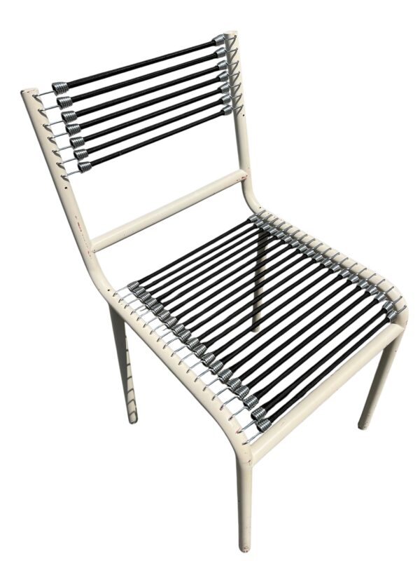 Chaise Sandows, par René Herbst