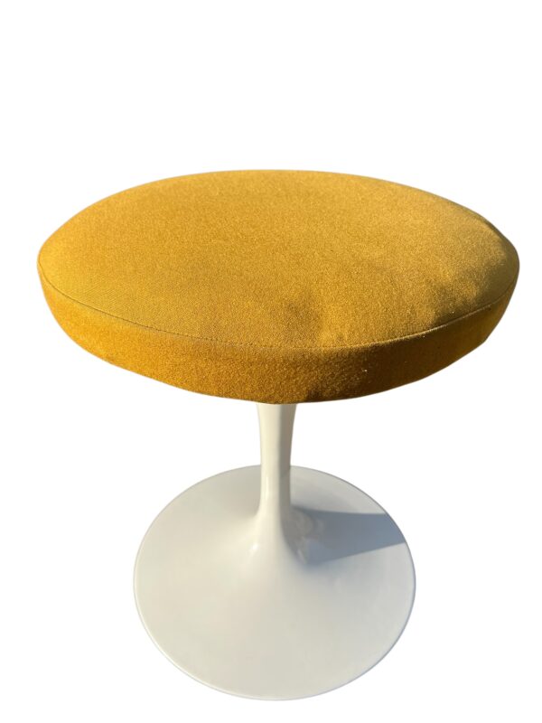 Tabouret Eero Sanarinen, Knoll