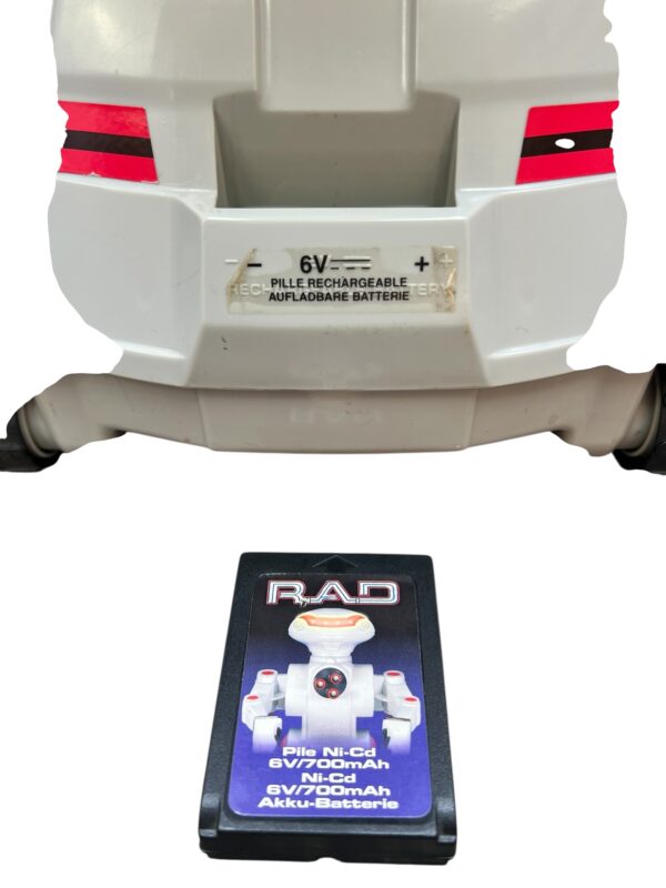Robot Toymax par R.A.D fabriqué en 1998.