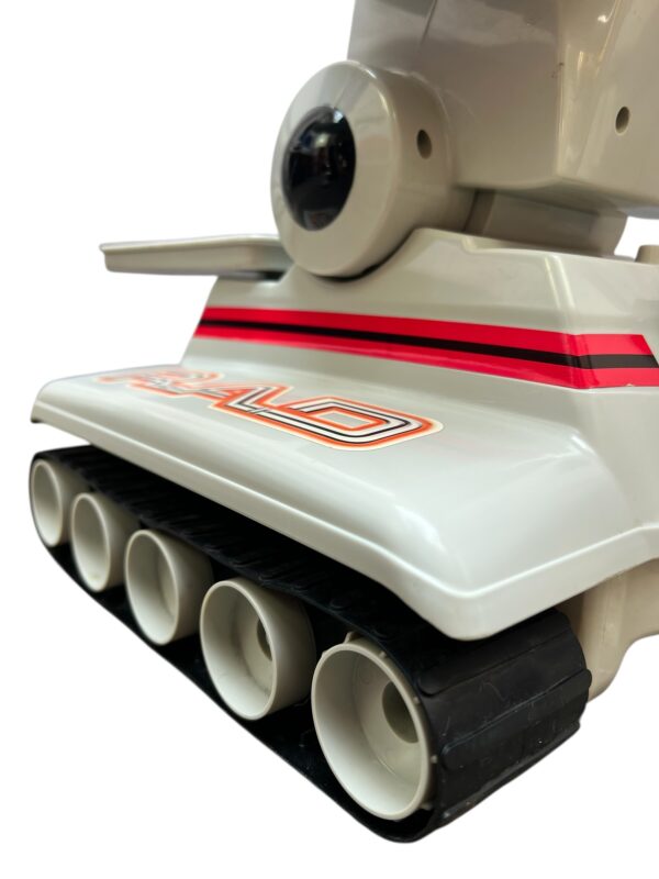 Robot Toymax par R.A.D fabriqué en 1998.