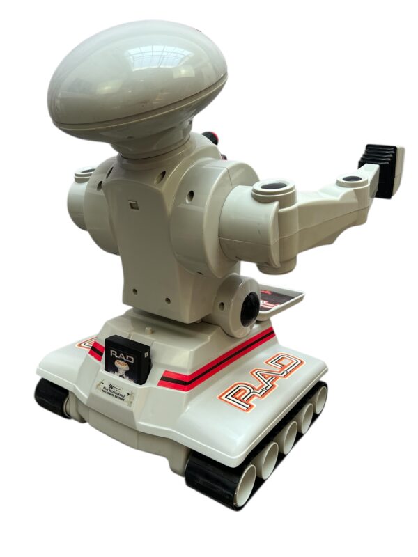 Robot Toymax par R.A.D fabriqué en 1998.