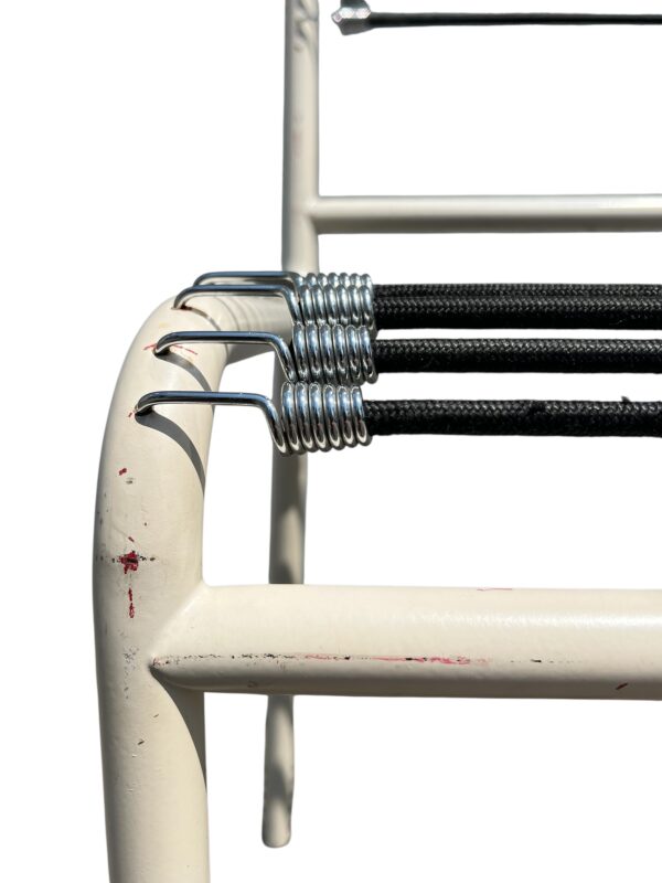 Chaise Sandows, par René Herbst