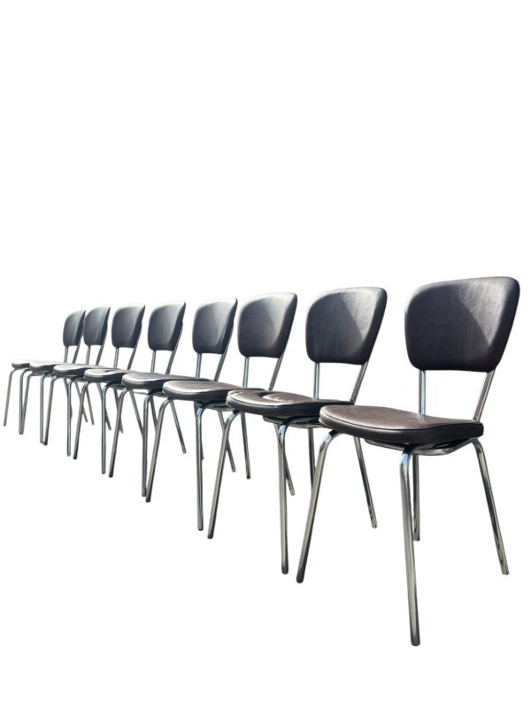 Série de 8 chaises de cuisine Kitch
