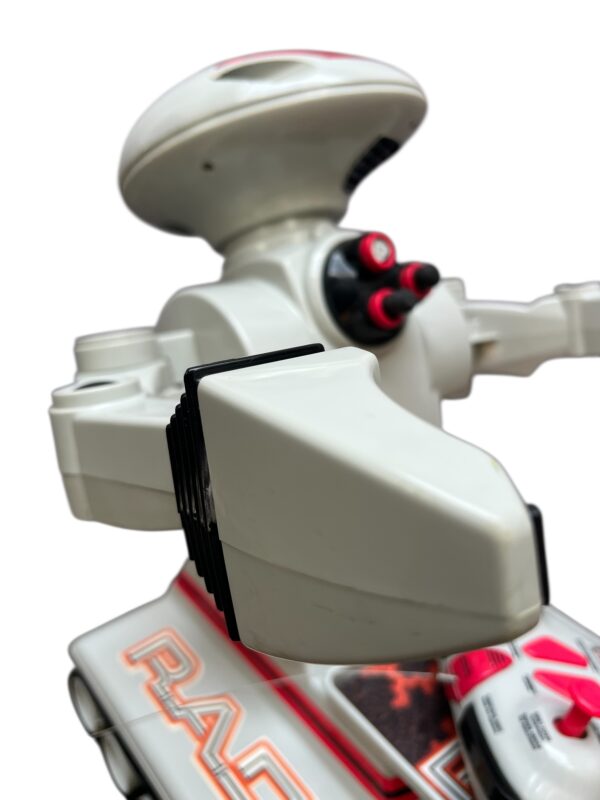 Robot Toymax par R.A.D fabriqué en 1998.