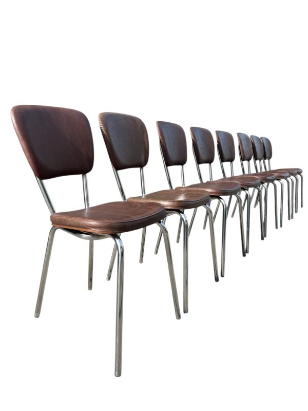 Série de 8 chaises de cuisine Kitch
