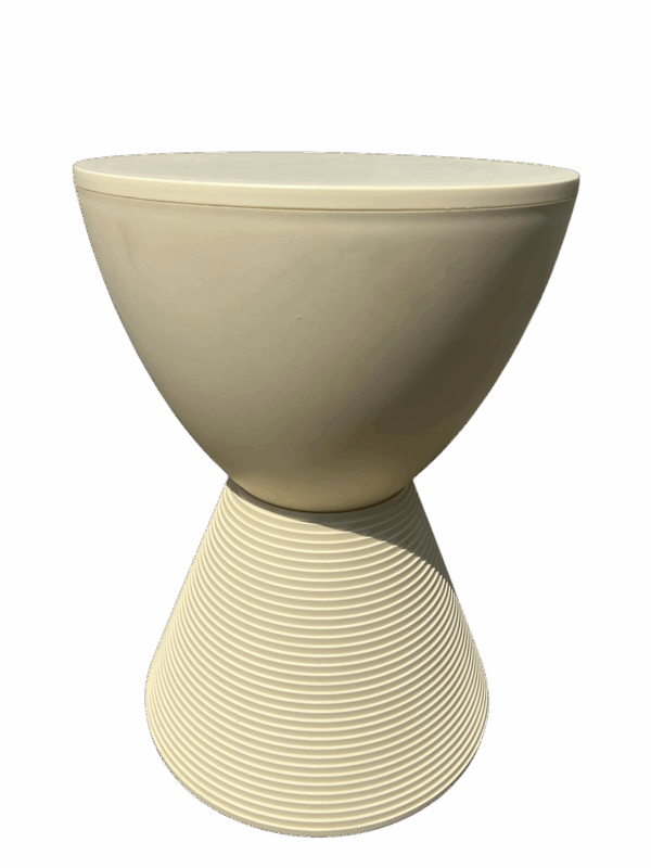 tabouret prince Aha de philippe starck pour la maison italienne kartell