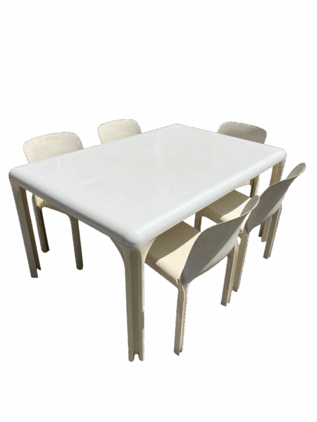 table et chaises de vico magistretti pour artemide années 1970
