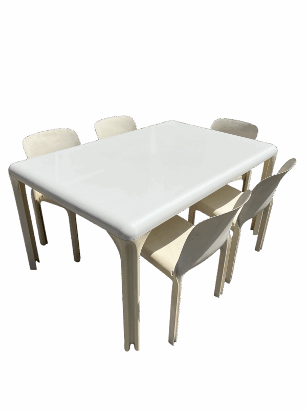 table et chaises de vico magistretti pour artemide années 1970