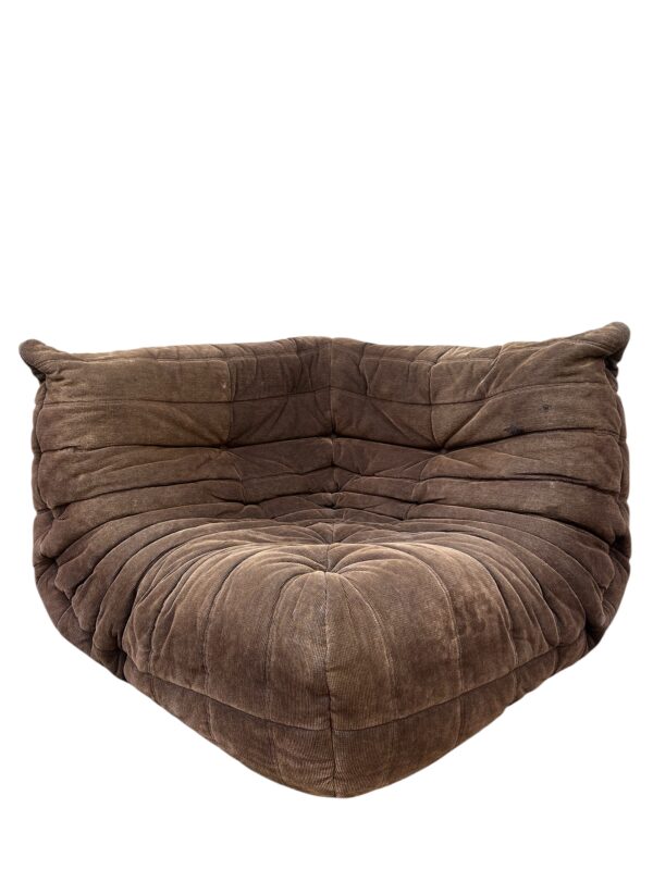 Ensemble de 5 pièces de canapés  modèle TOGO de la Ligne Roset par Michel Ducaroy.